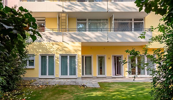Appartement au rez-de-chaussée avec 4 pièces | München-Neuhausen | 70471