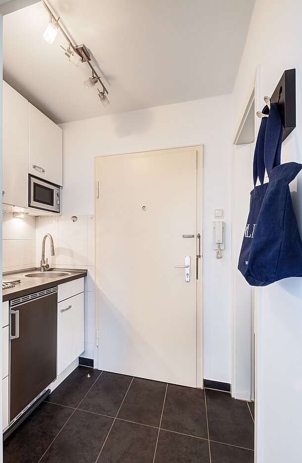 Apartment avec 1 pièce | München-Schwabing | 70200 | Blick Richtung Eingang