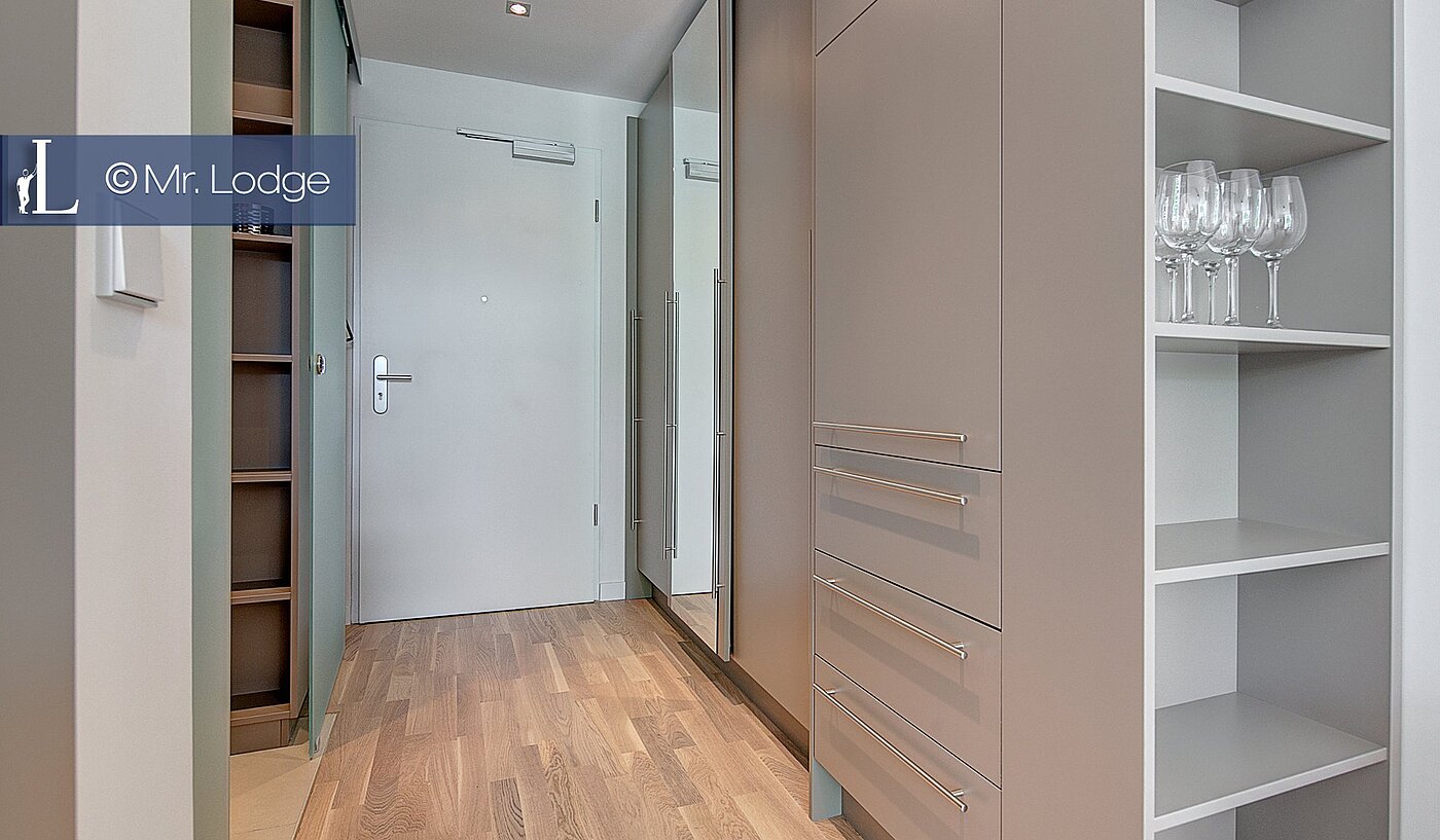 Appartement avec 1 pièce | München-Bogenhausen | 1802ML4 | Eingangsbereich mit Einbauten