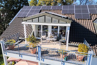 Ottobrunn : superbe appartement de 3 pièces avec terrasse sur le toit, à tomber sous le charme / disponible