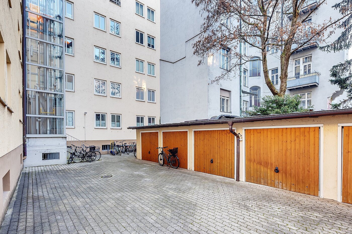 Appartement avec 1.5 pièces | München-Schwabing | 2011ML3 | Ruhiger, gepflegter Garagenhof