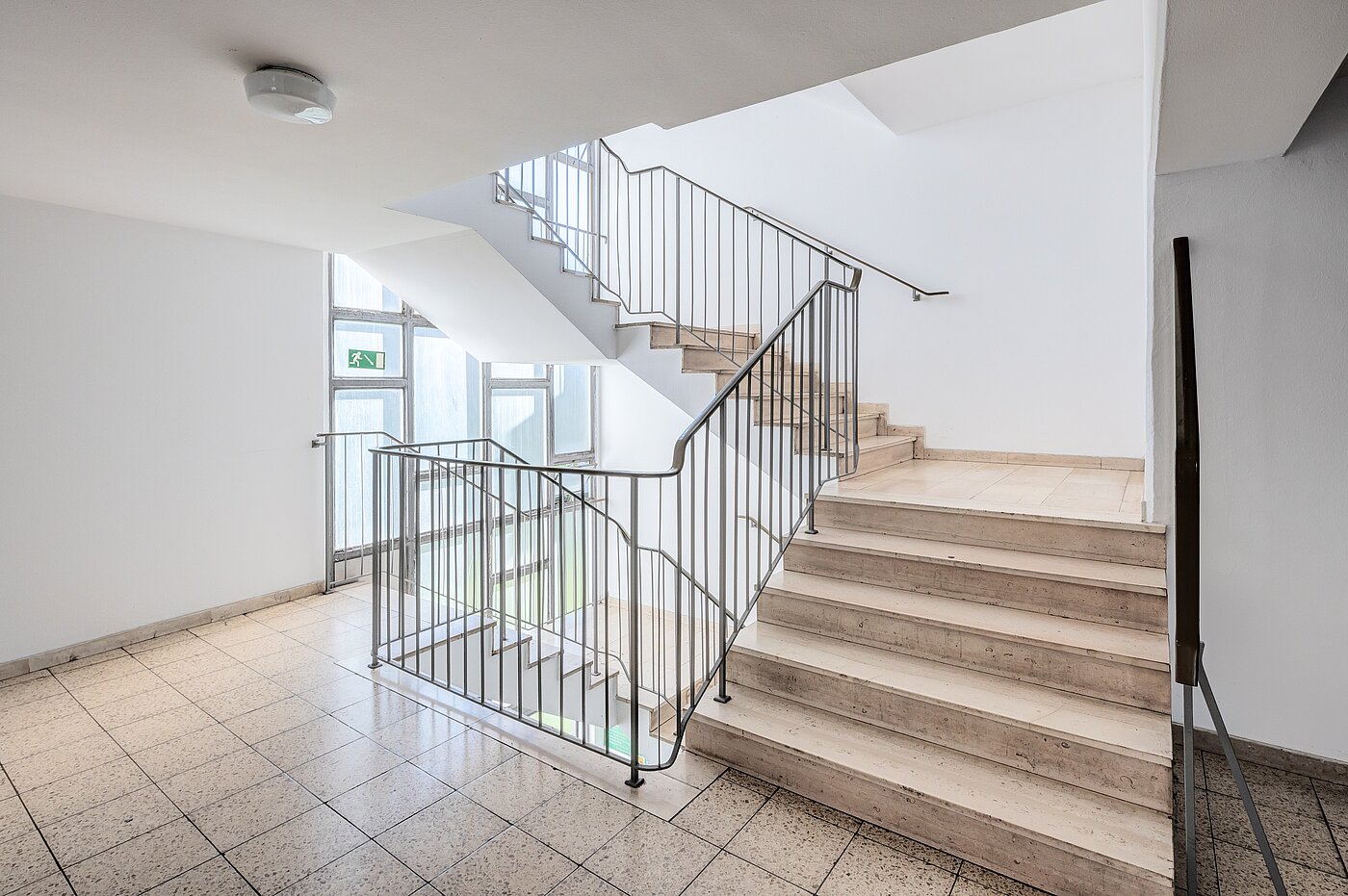 Apartment avec 1 pièce | München-Milbertshofen | 70286 | Treppenhaus