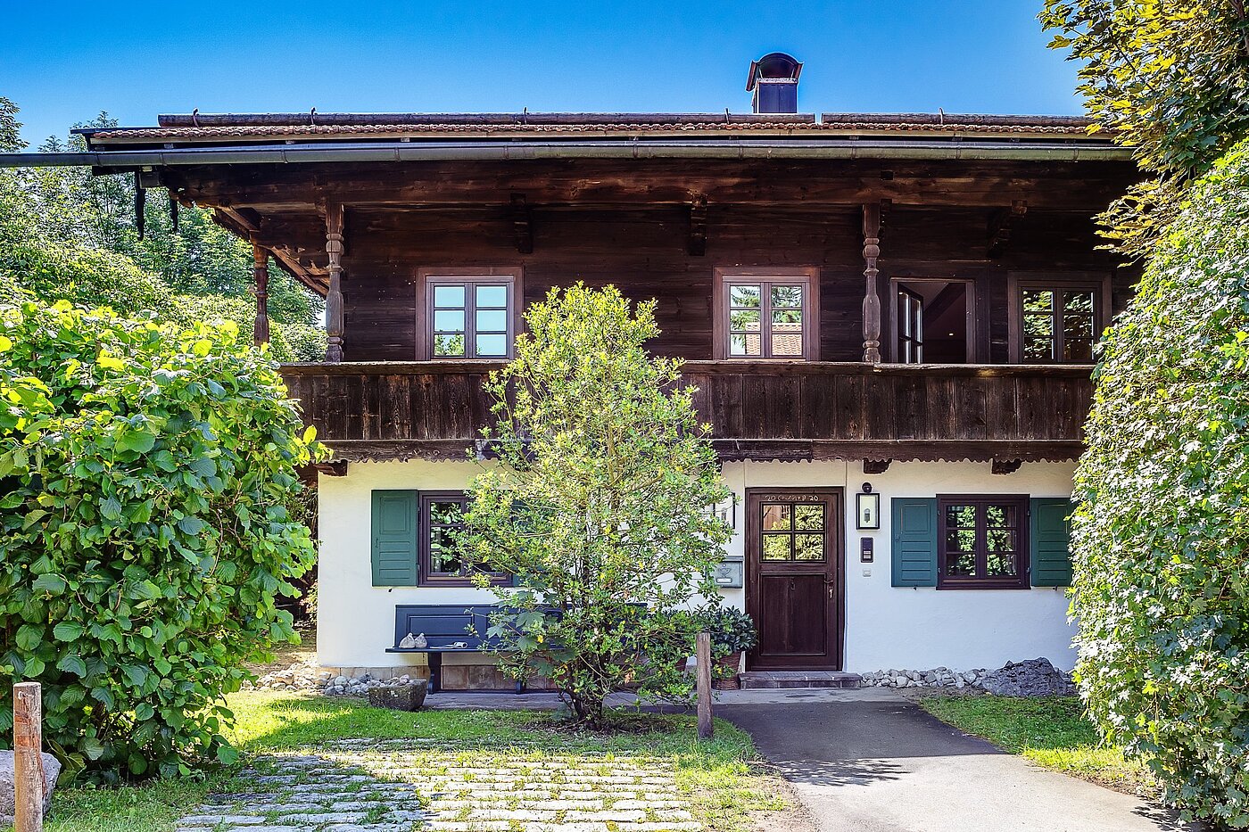 Appartement avec 11 pièces | Gmund/Dürnbach | 2107ML1 | Vorderansicht Eingang