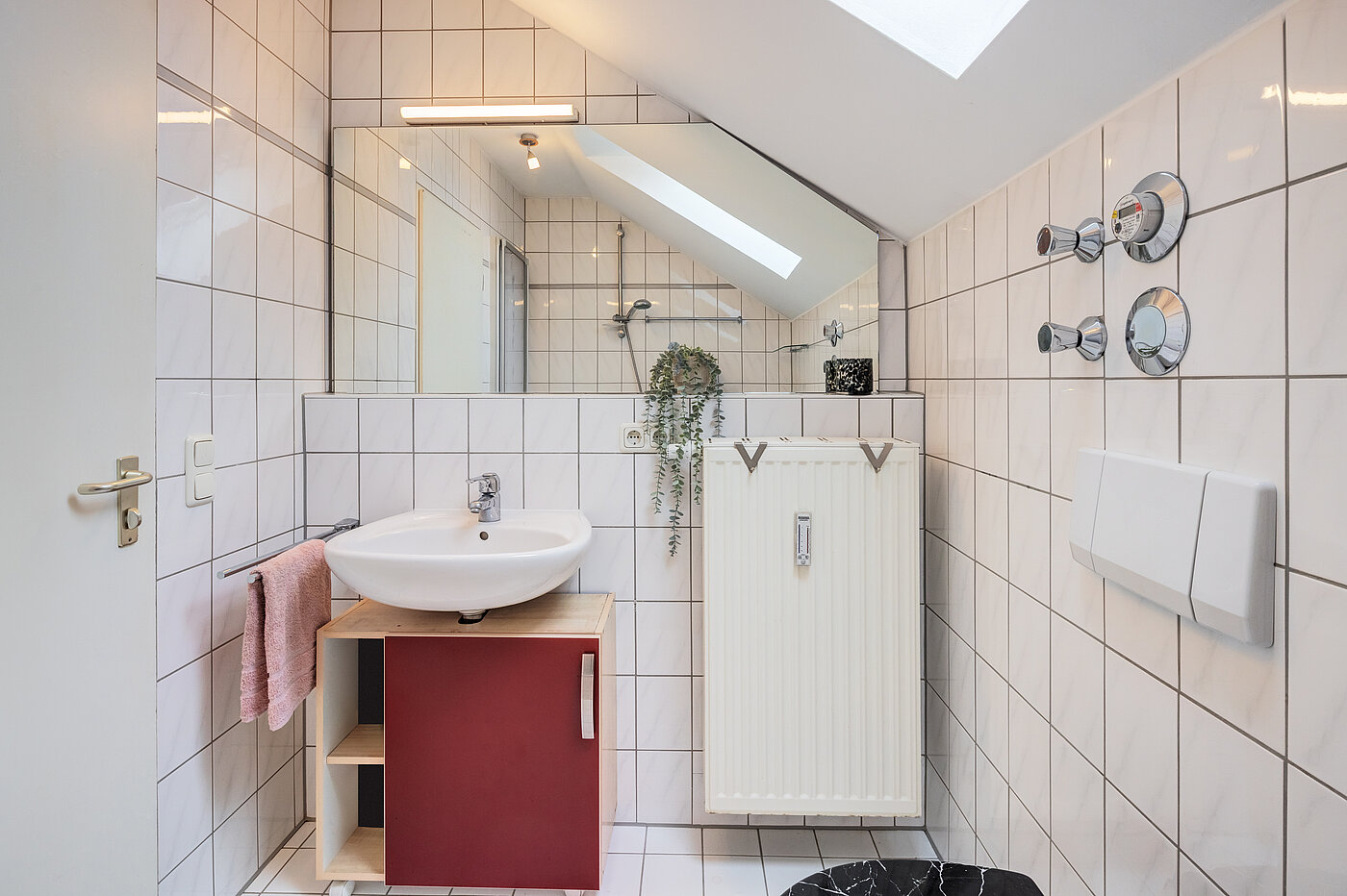 Appartement avec 2 pièces | Poing | 70373 | Tageslichtbad mit...
