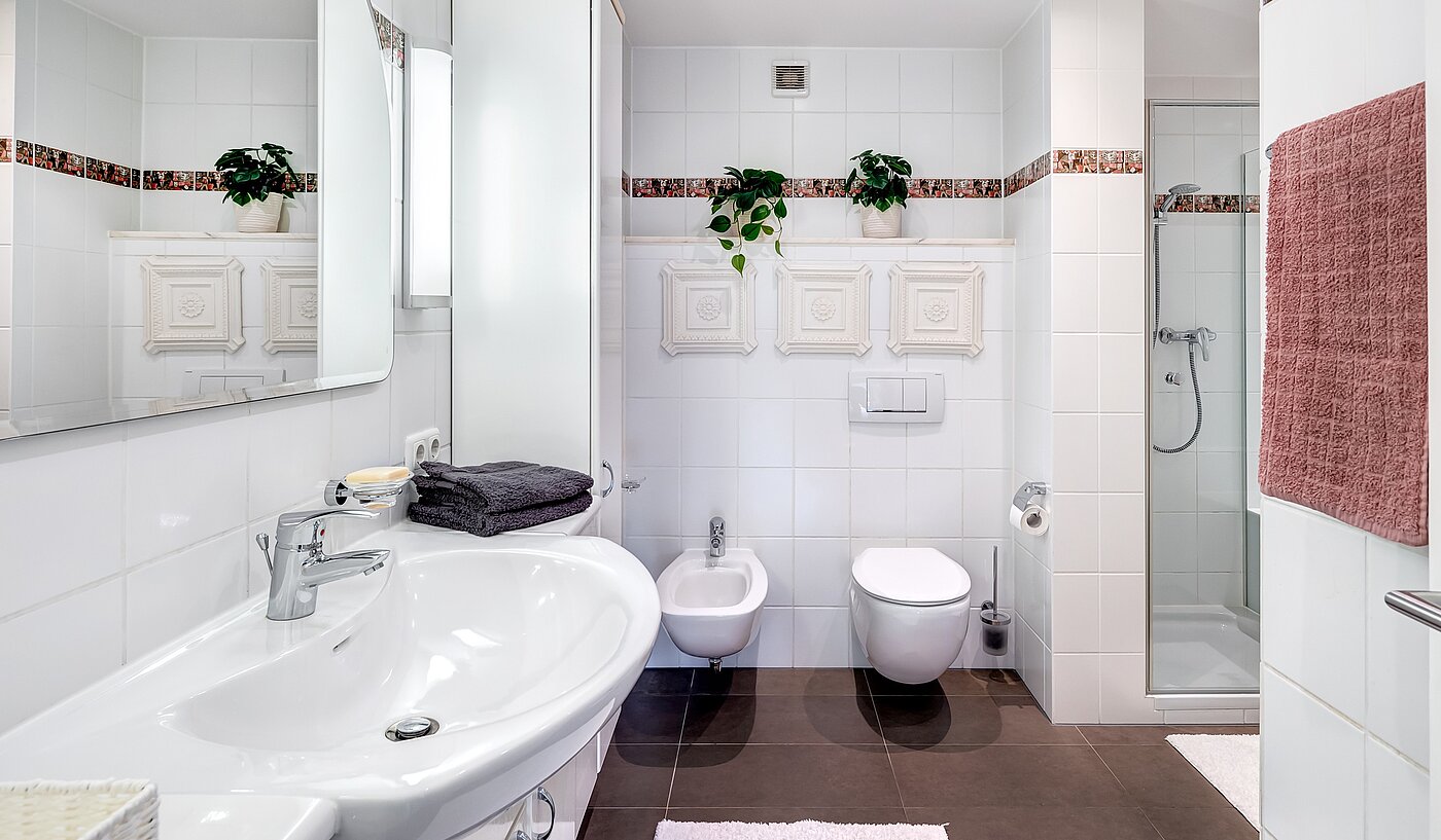 Appartement avec 3.5 pièces | 70284 | Bad mit...