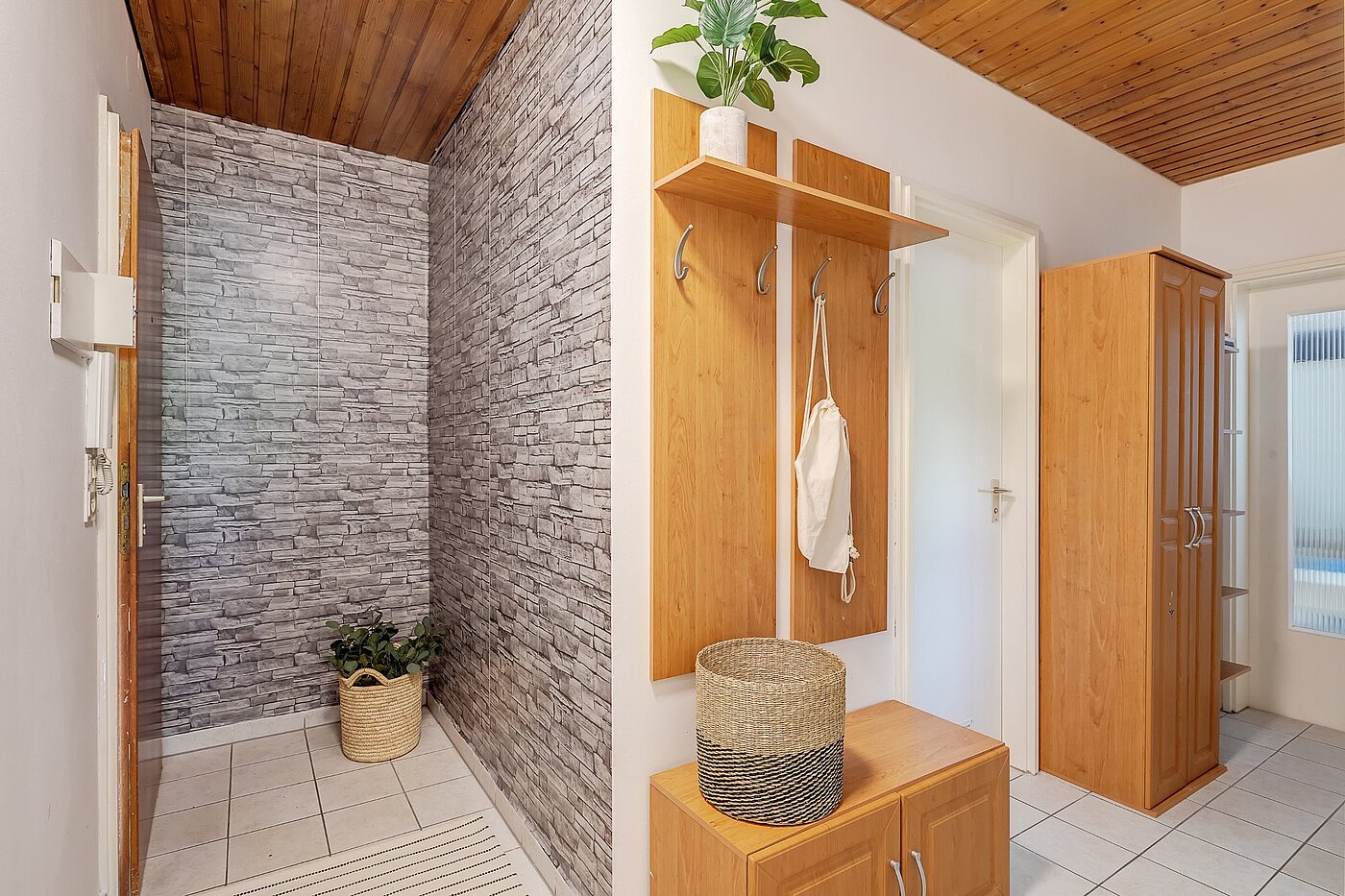 Appartement avec 2 pièces | München-Perlach | 1904ML5 | geräumiger Flur