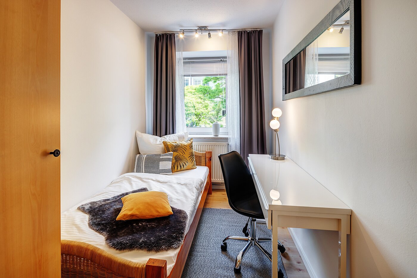 Appartement avec 2.5 pièces | München-Isarvorstadt | 70121 | Kleines Zimmer...