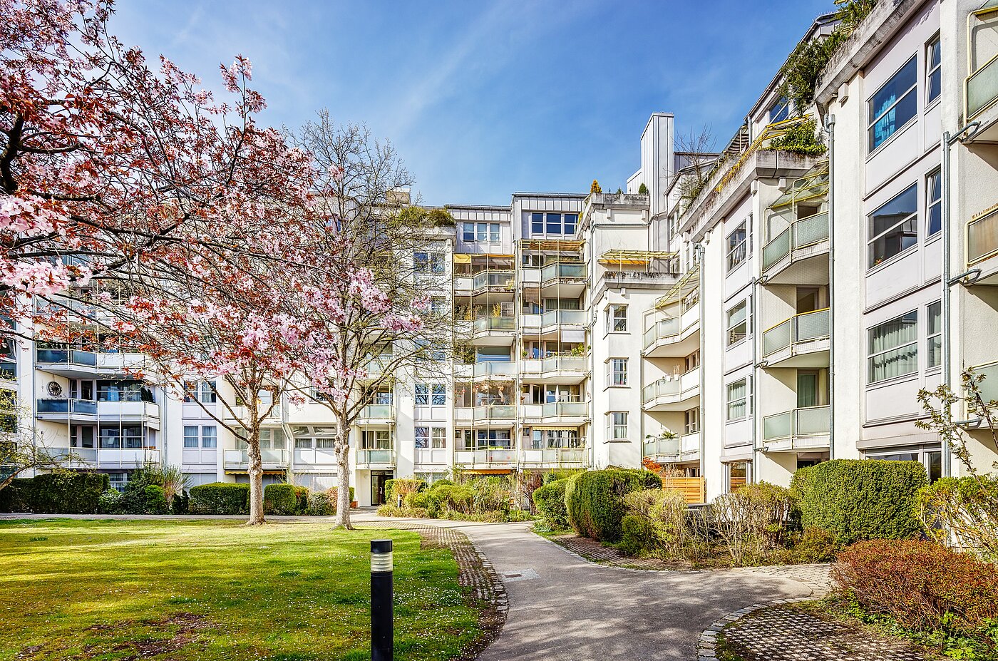 Appartement avec 1.5 pièces | München-Bogenhausen | 2203ML2 | Ansicht vom Innenhof aus