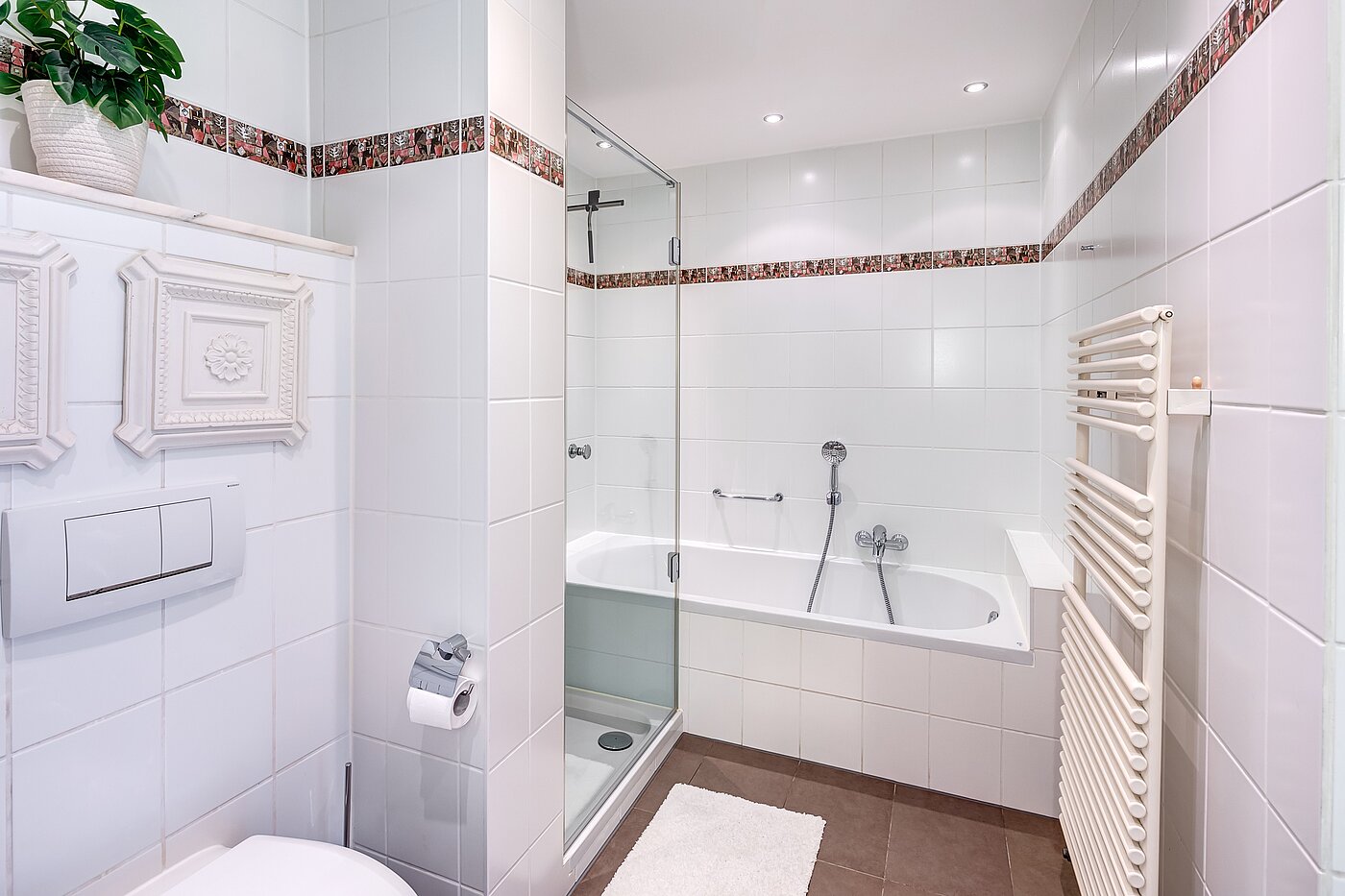 Appartement avec 3.5 pièces | 70284 | ...Dusche und Wanne