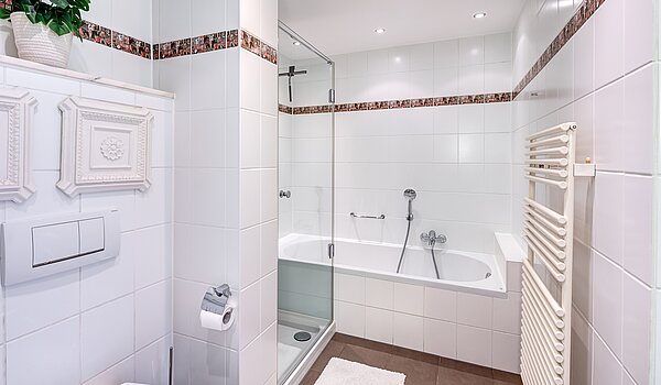 Appartement avec 3.5 pièces | 70284 | ...Dusche und Wanne