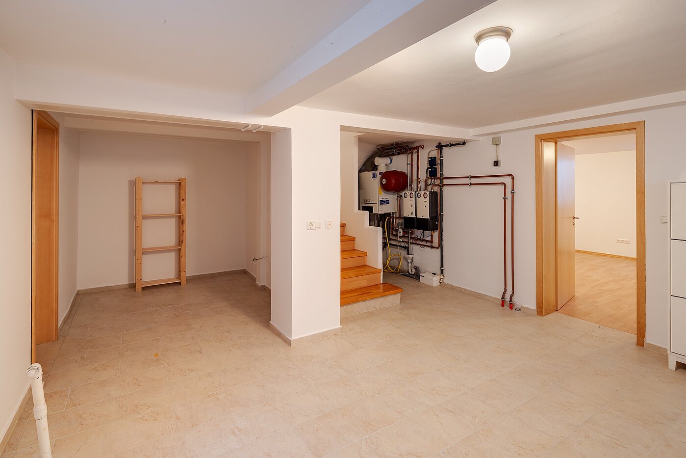 Maison jumelée avec 6.5 pièces | Unterschleißheim | 70122 | Großer Kellerraum mit Platz für die...