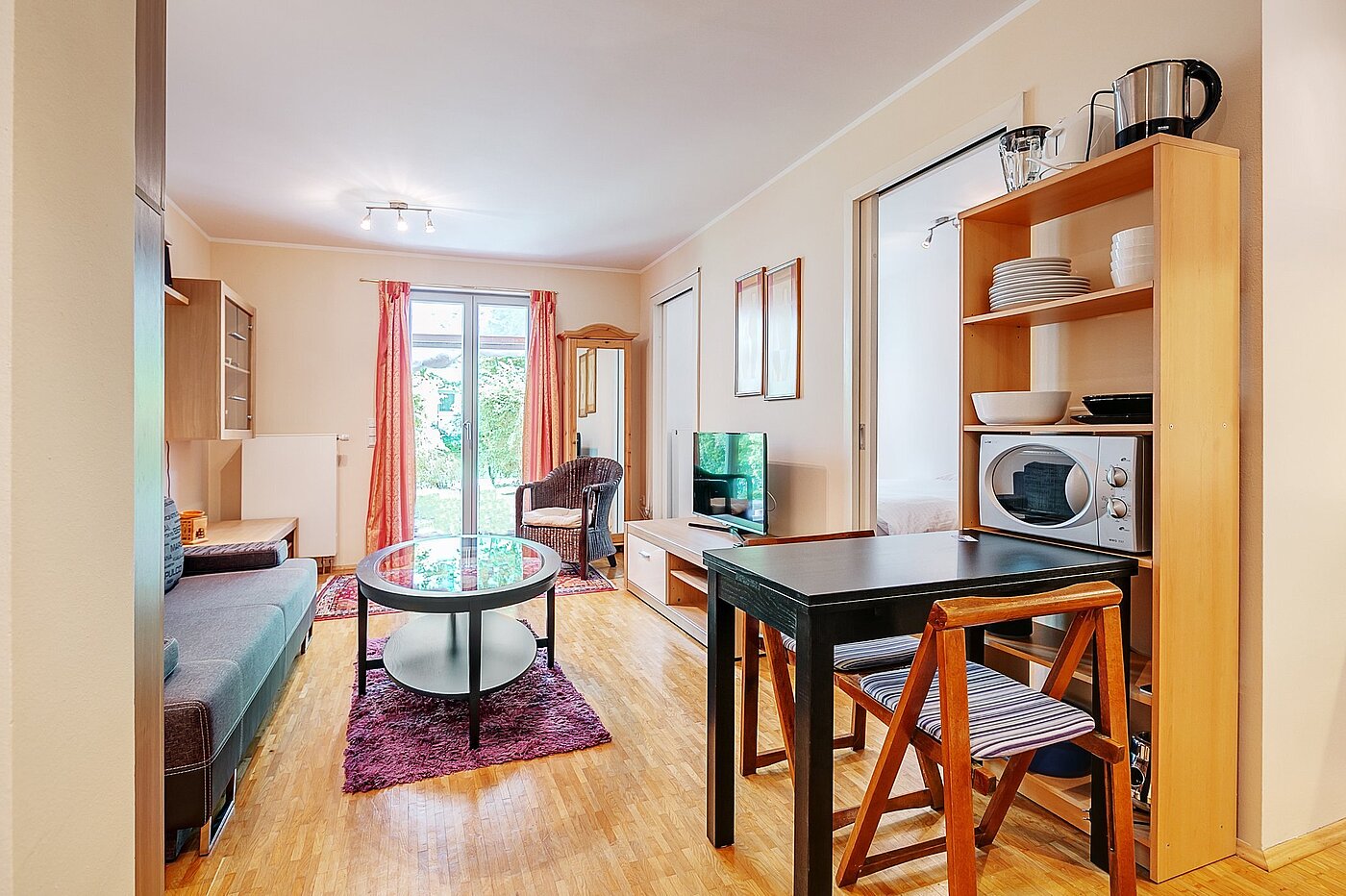 Appartement au rez-de-chaussée avec 1.5 pièces | München-Ramersdorf | 2004ML6 | ... Zugang zum Garten