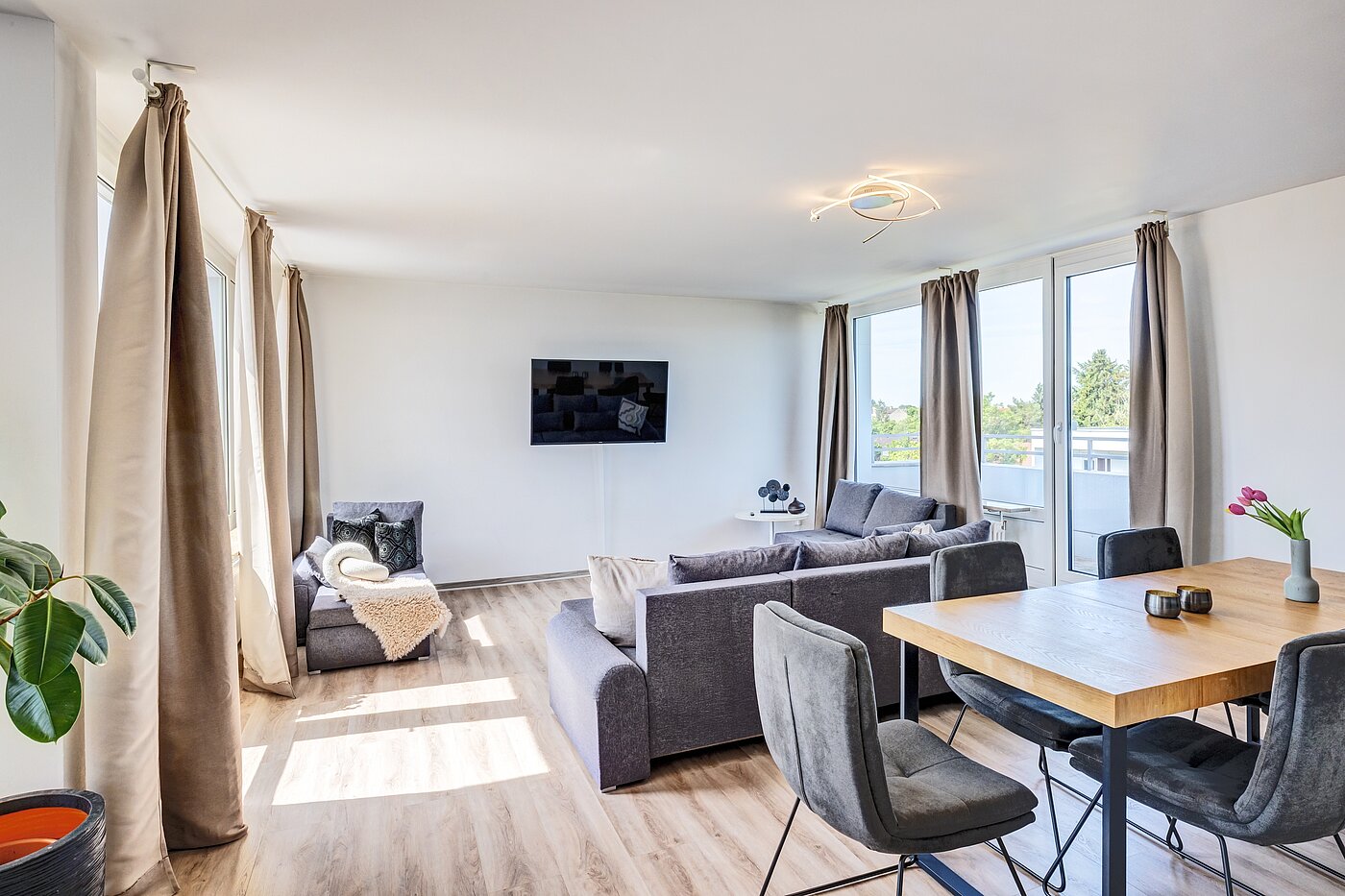 Terrassenwohnung avec 3.5 pièces | München-Berg am Laim | 123456 | ...