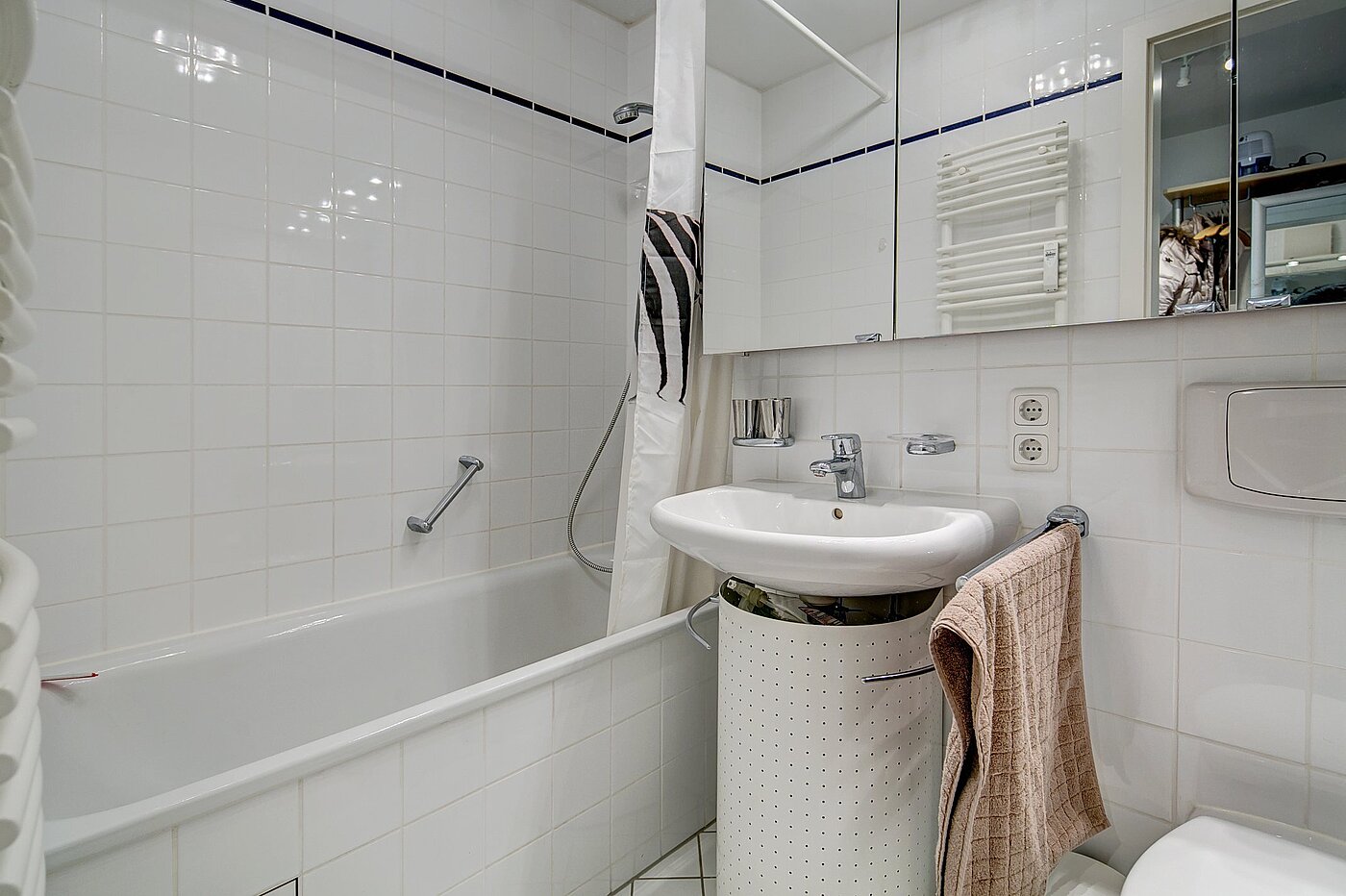 Appartement avec 1 pièce | München-Isarvorstadt | 2104ML6 | Bad mit Badewanne