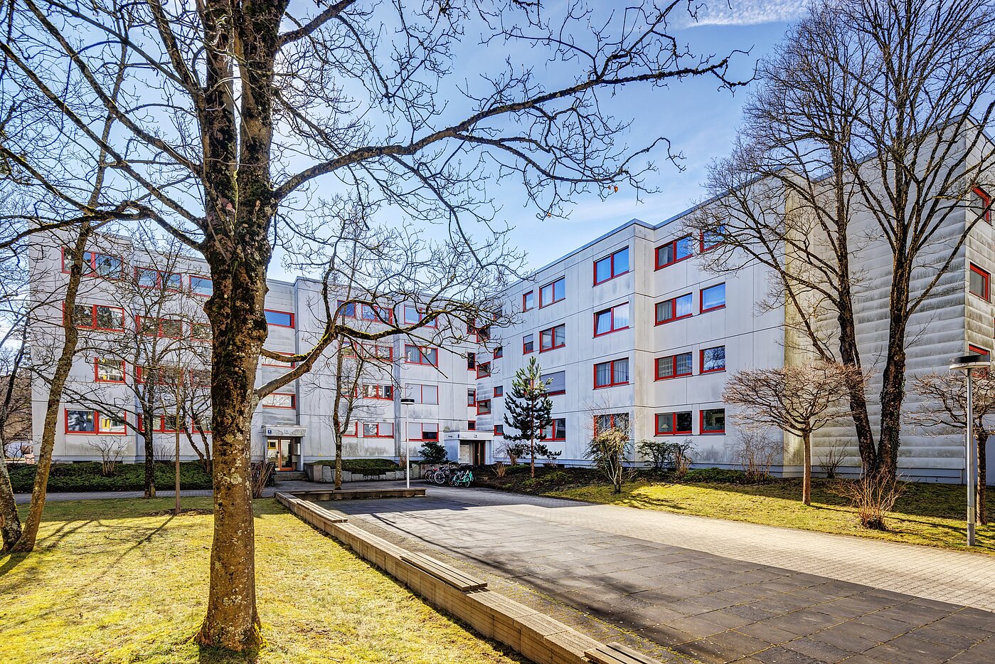 Appartement avec 2.5 pièces | München-Hadern | 70393 | Außenansicht Richtung Eingang