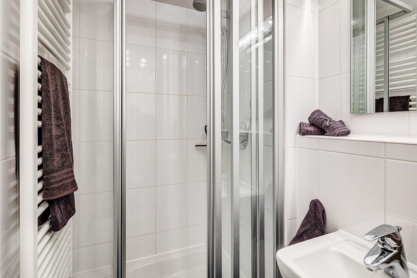 Appartement avec 3 pièces | München-Laim | 2206ML2 | Dusche mit Handtuchheizkörper