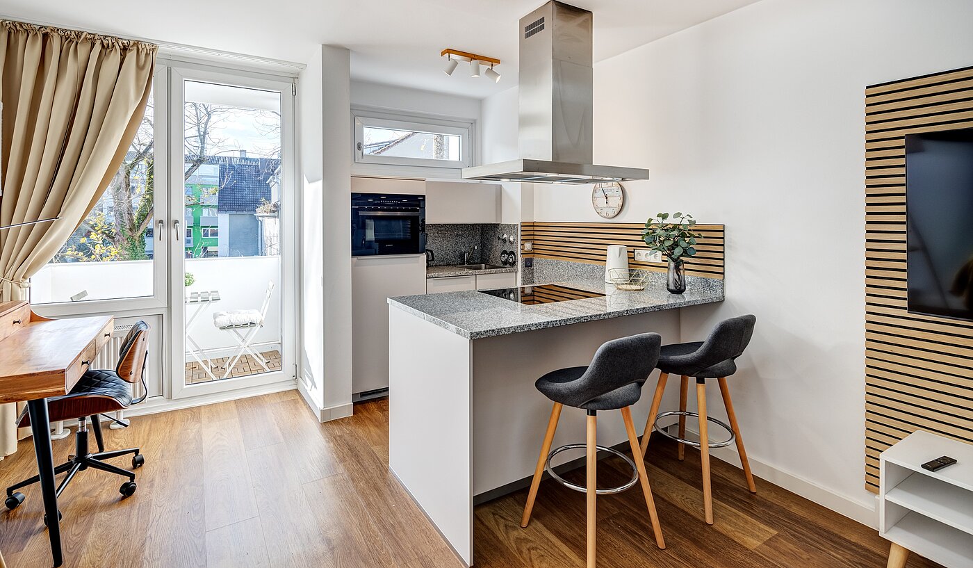 Apartment avec 1 pièce | München-Milbertshofen | 70183 | ...und Barhockern