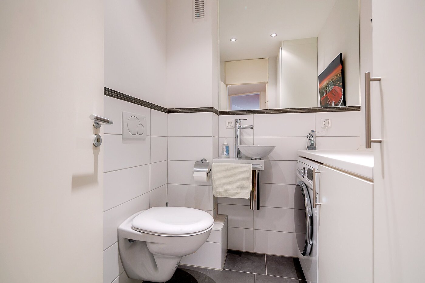 Appartement avec 2 pièces | München-Schwabing | 2004ML1 | Separates WC mit Waschmaschine