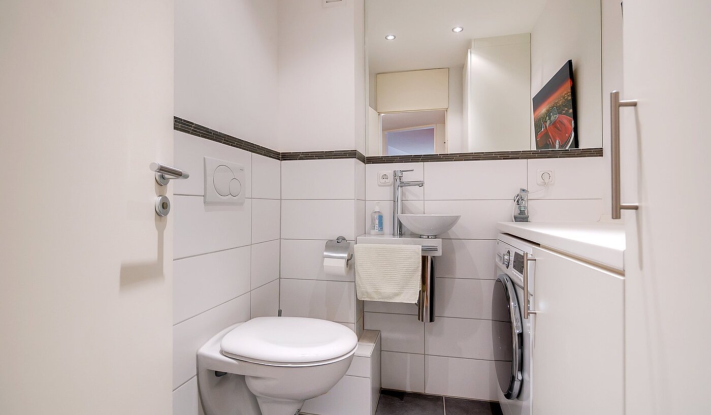 Appartement avec 2 pièces | München-Schwabing | 2004ML1 | Separates WC mit Waschmaschine