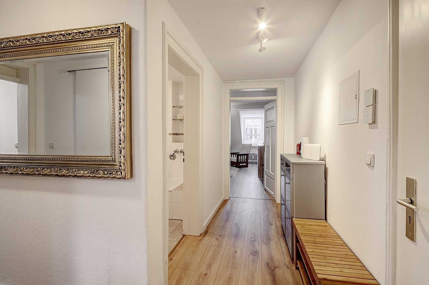 Appartement au dernier étage avec 4.5 pièces | München-Ludwigsvorstadt | 70461 | Diele 1