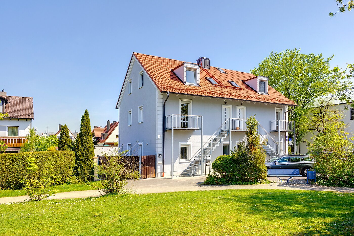 Maison jumelée avec 6.5 pièces | Unterschleißheim | 70122 | Ansicht von der Alleestraße