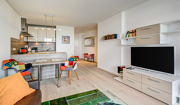 Appartement avec 2 pièces | München-Schwabing | 70445 | Wohn- und Essbereich