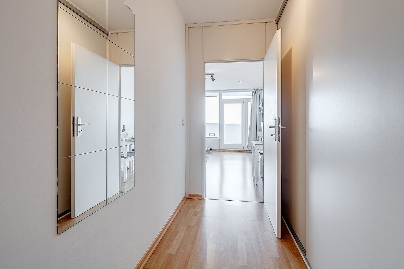 Appartement avec 1 pièce | München-Moosach | 1903ML3 | Geräumiger Flur