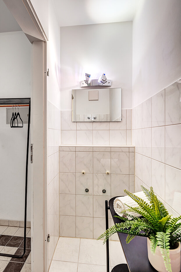 Appartement au rez-de-chaussée avec 2.5 pièces | 70018 | ...oder Gäste-WC