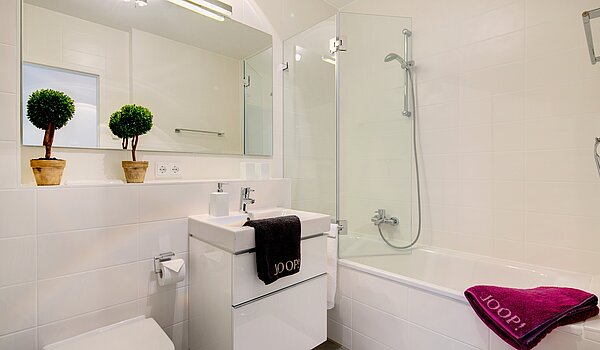 Appartement avec 2 pièces | München-Maxvorstadt | 70023 | Bad mit Badewanne...