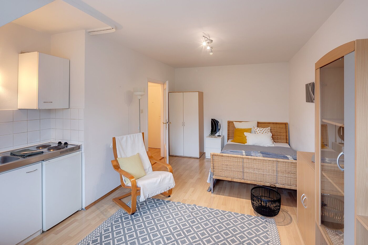 Appartement avec 1 pièce | München-Bogenhausen | 2012ML2 | Der Wohn-Schlafraum...