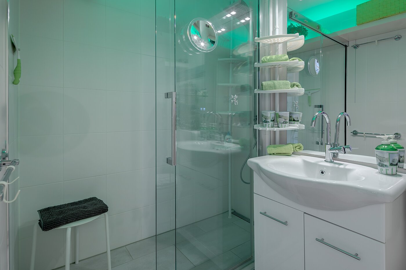 Appartement avec 1 pièce | 700322 | Stilvolles Duschbad