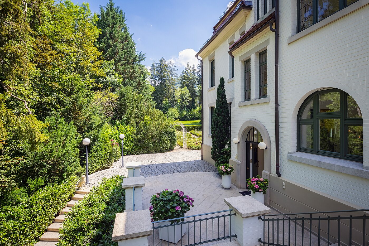 Villa avec 9 pièces | Reutlingen | 70231 | Eingangsbereich