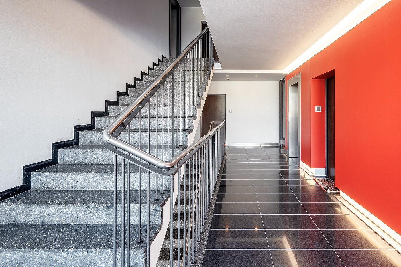 Appartement avec 1 pièce | München-Haidhausen | 2001ML3 | Treppenhaus mit Lift