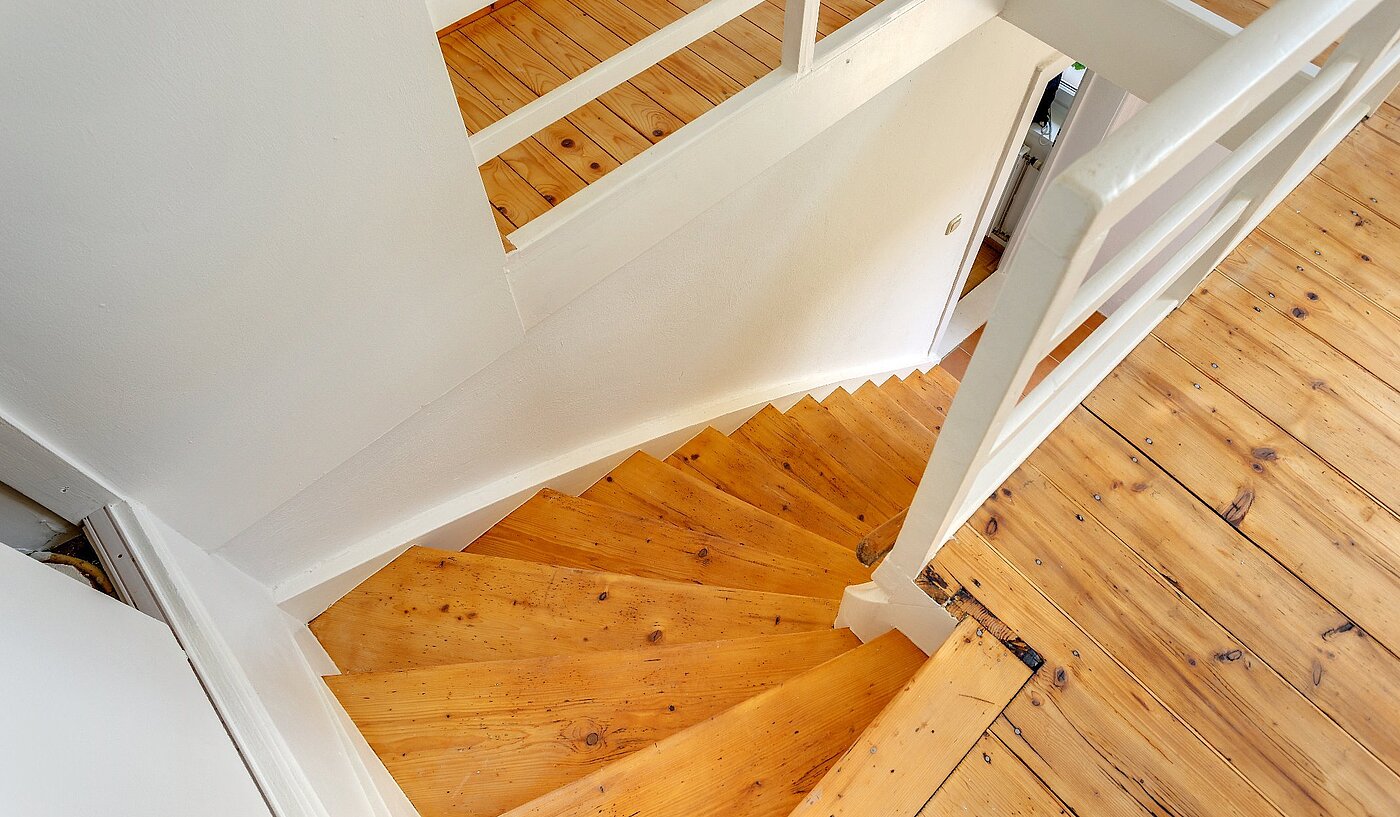 Bauernhaus avec 9 pièces | Hohenschäftlarn | 1805ML4 | Treppe Haus 1