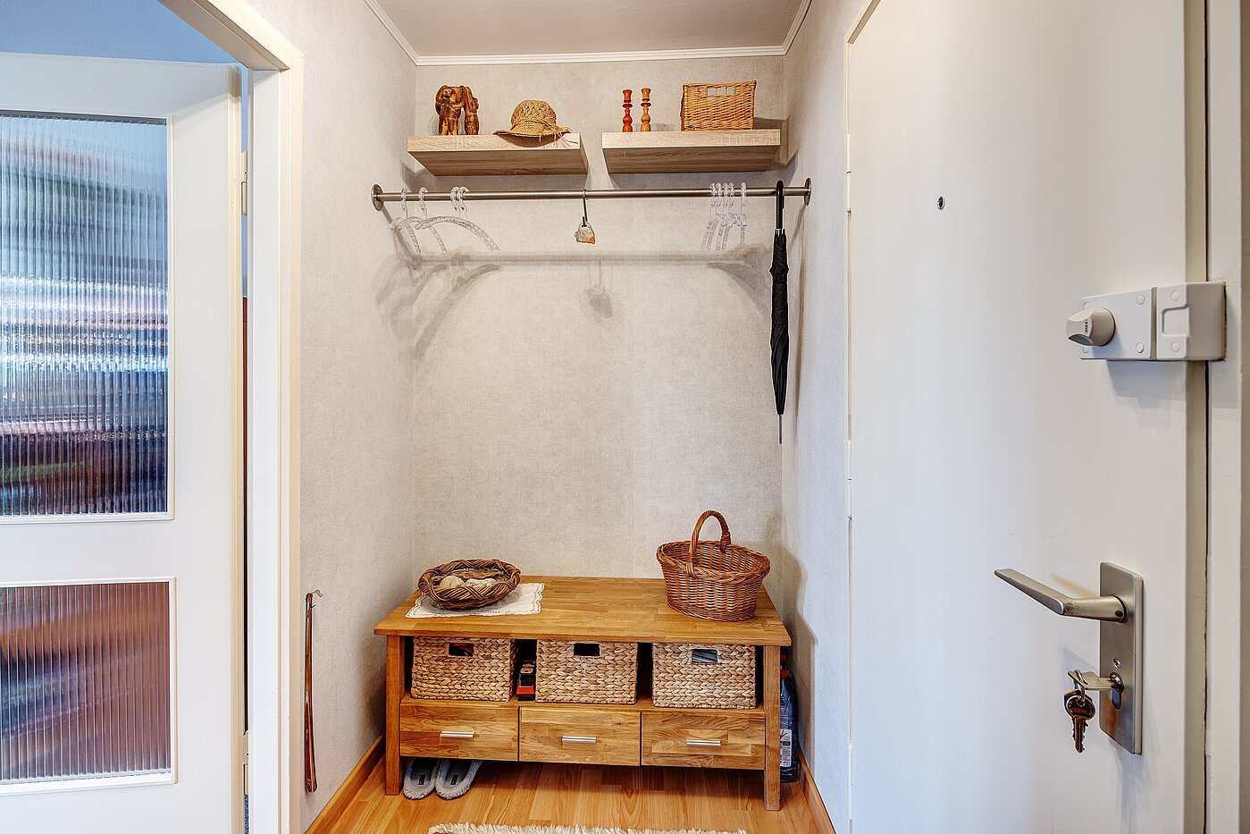 Appartement avec 3 pièces | München-Feldmoching | 2201ML2 | Kleine Flur im Eingang...