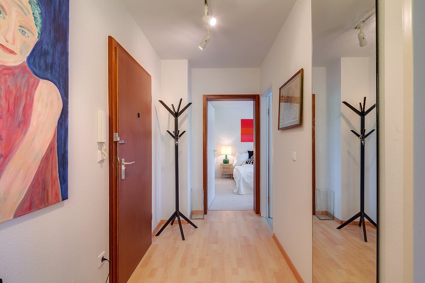 Appartement avec 2 pièces | München-Maxvorstadt | 2105ML3 | Flur mit Garderobe