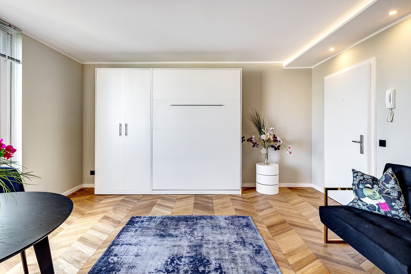 Apartment avec 1 pièce | München-Schwabing | 70376 | Kleiderschrank...