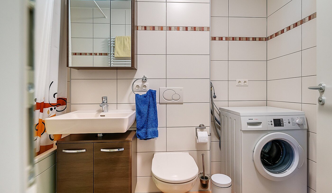 Appartement avec 2 pièces | München-Milbertshofen | 2004ML3 | Bad mit Wanne