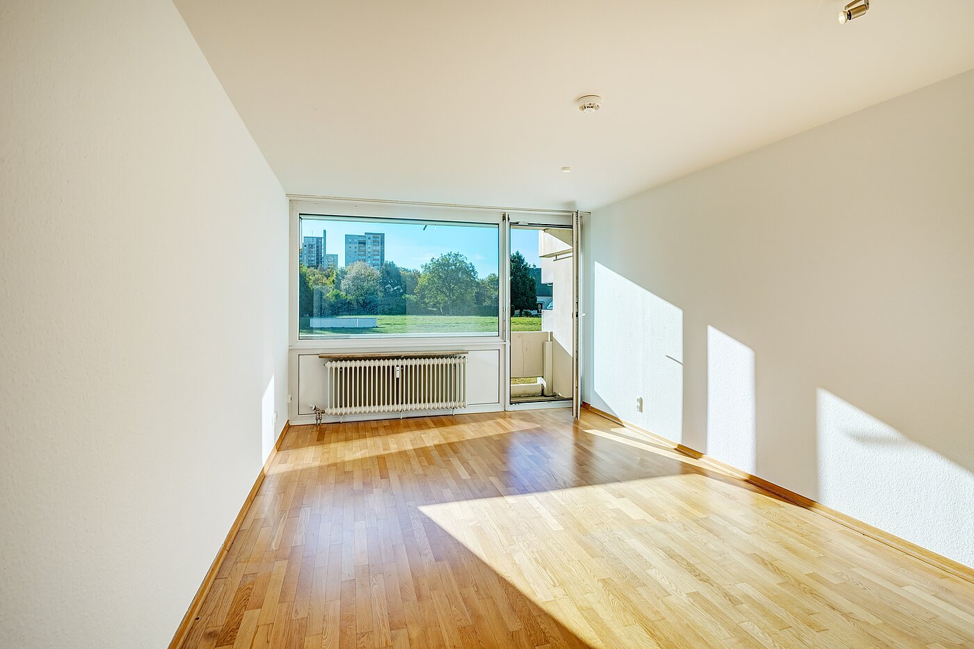 Apartment avec 2 pièces | München-Feldmoching | 70466 | Helles Wohnzimmer...