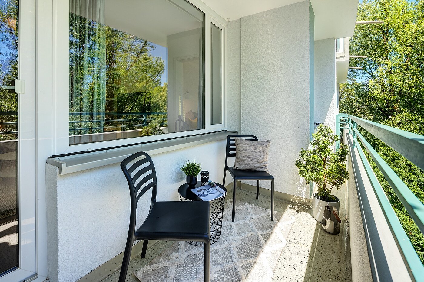 Appartement avec 2 pièces | München-Bogenhausen | 70142 | Balkon mit Morgensonne