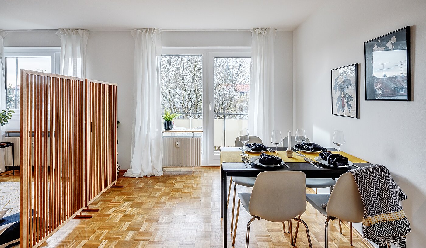 Appartement avec 1 pièce | München-Milbertshofen | 2112ML4 | ...und Essen