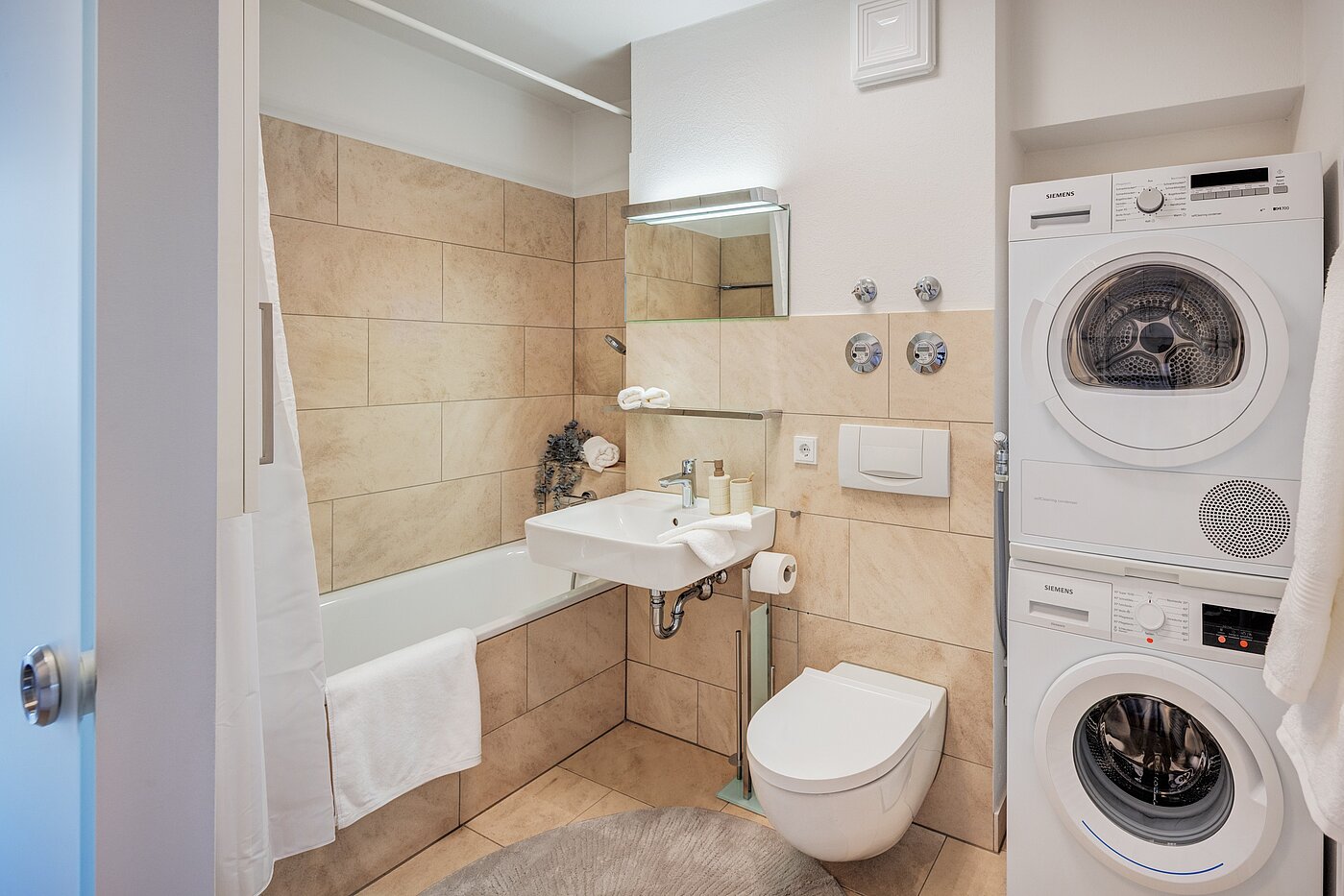 Appartement avec 3 pièces | München-Schwabing | 70299 | Bad