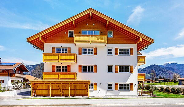 Appartement au rez-de-chaussée avec 2 pièces | Bad Wiessee | 700942 | Südansicht des Mehrfamilienhauses