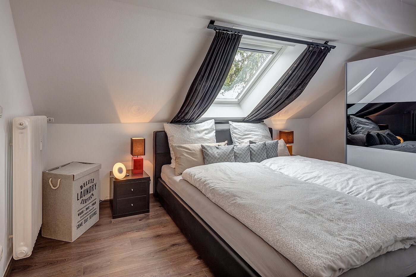 Appartement au dernier étage avec 3 pièces | München-Hasenbergl | 1803ML5 | Großzügiges Schlafzimmer