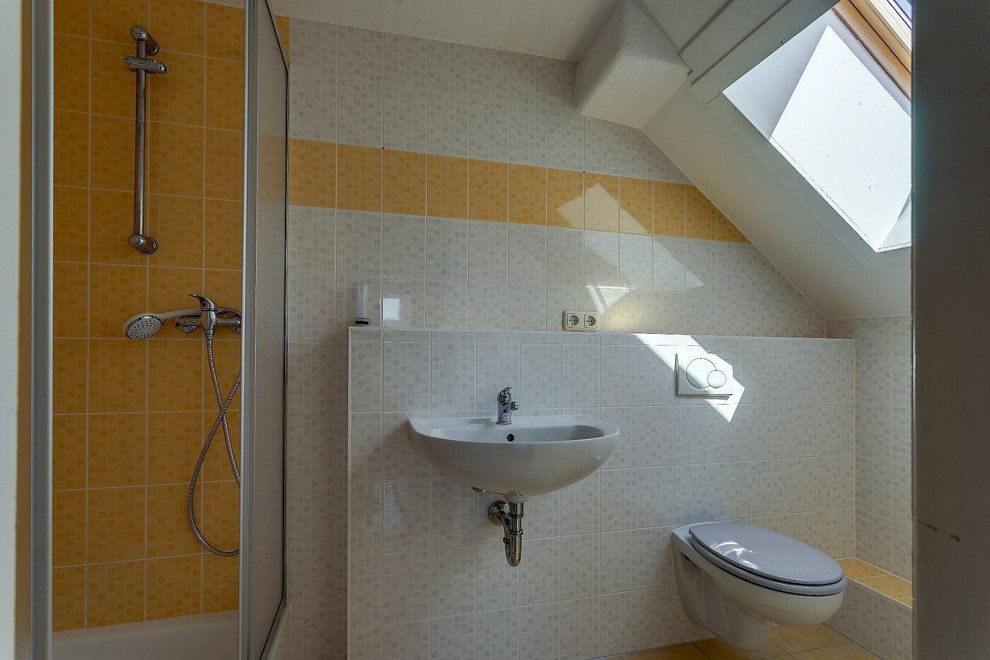 Bauernhaus avec 9 pièces | Hohenschäftlarn | 1805ML4 | Duschbad DG