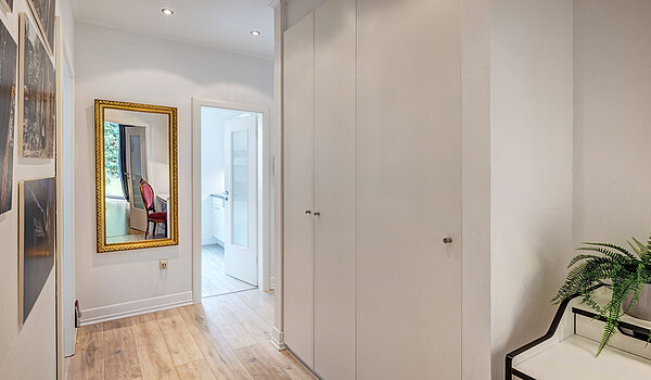 Appartement au rez-de-chaussée avec 2 pièces | München-Schwabing | 70394 | Flur