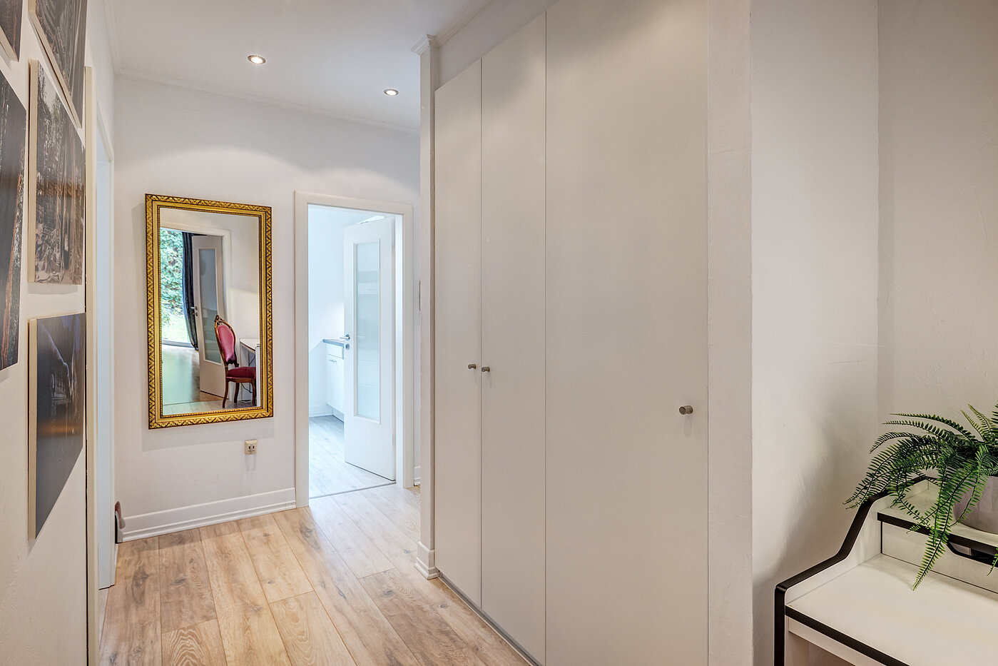 Appartement au rez-de-chaussée avec 2 pièces | München-Schwabing | 70394 | Flur