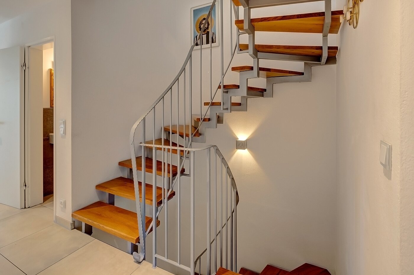 Appartement avec 4 pièces | Ismaning | 700081 | Treppenhaus in der Wohnung