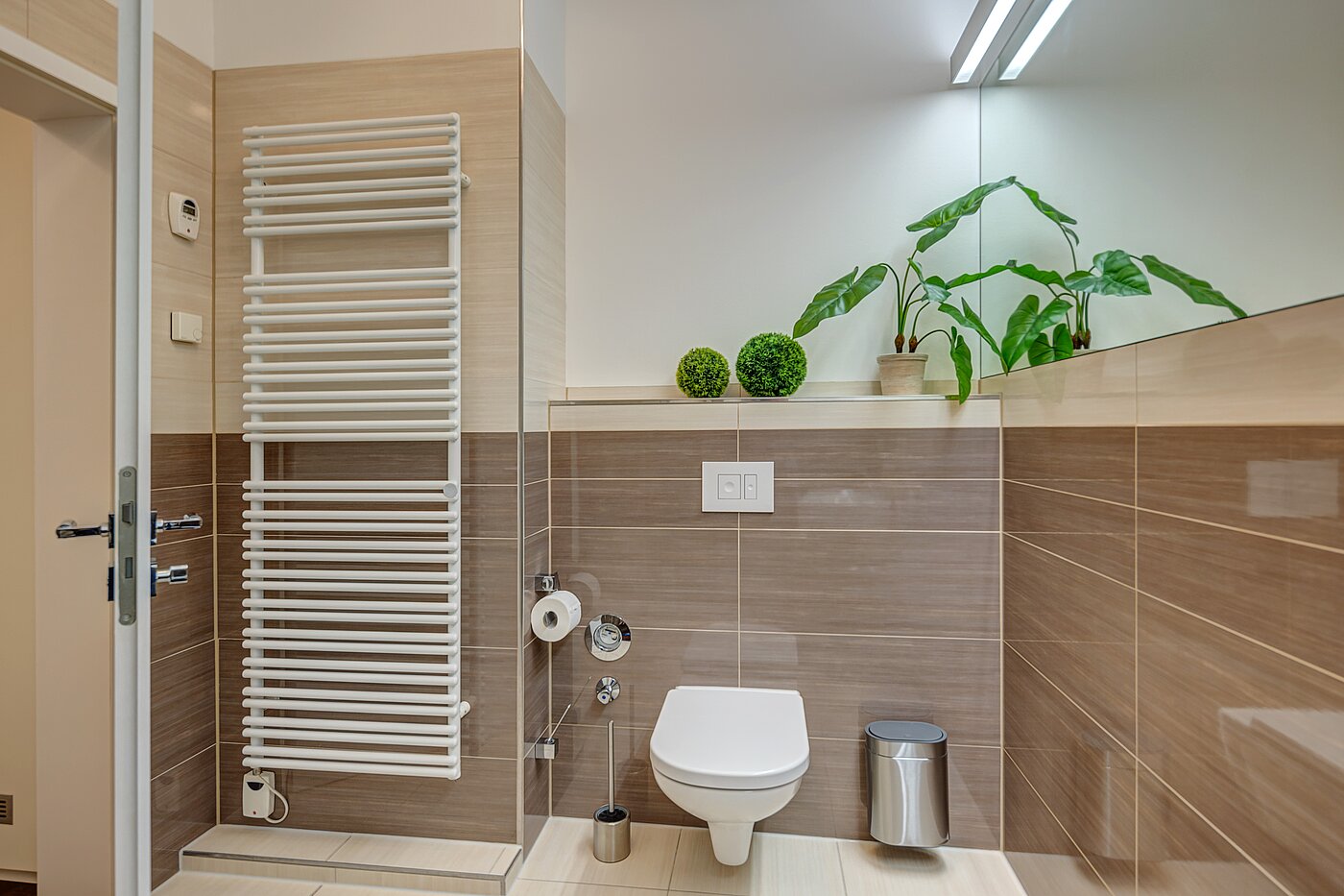 Appartement avec 1 pièce | München-Neuhausen | 70235 | ...und Handtuchheizkörper