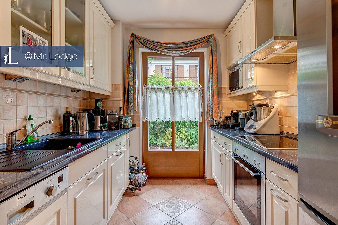 Appartement au rez-de-chaussée avec 2 pièces | München-Lochhausen | 1706ML1 | Küche/Frühstücksterrasse-Ost